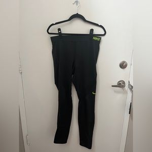 Nike Pro HyperWarm Women’s Tights - Green and Black